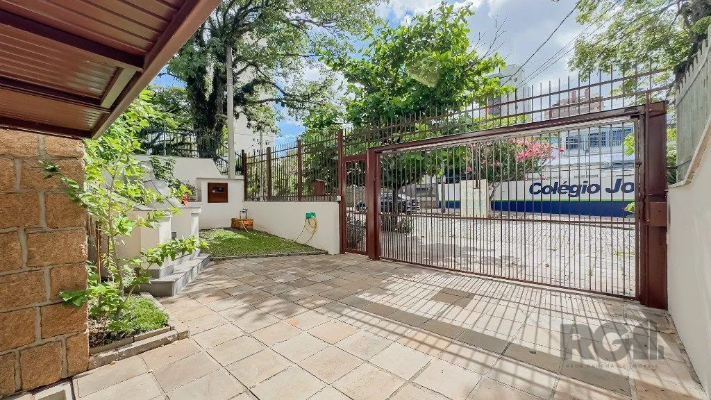 Imagem Casa com 3 Quartos e 2 vagas à venda, 344 m² por R$ 2.800.000,00