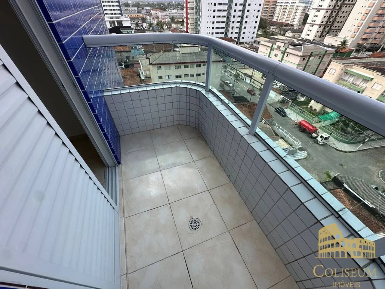 Imagem Apartamento com 2 dormitórios para alugar, 72 m² por R$ 3.100/mês - Aviação - Praia Grande/SP