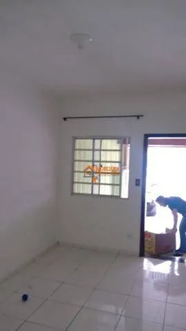 Imagem Casa com 3 dormitórios à venda, 125 m² por R$ 420.000,00 - Vila Barros - Guarulhos/SP