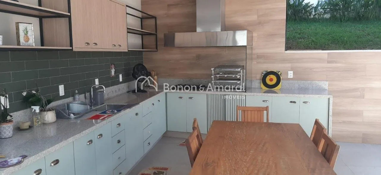 Imagem Casa Aconchegante à Venda em Condomínio Fechado em Campinas