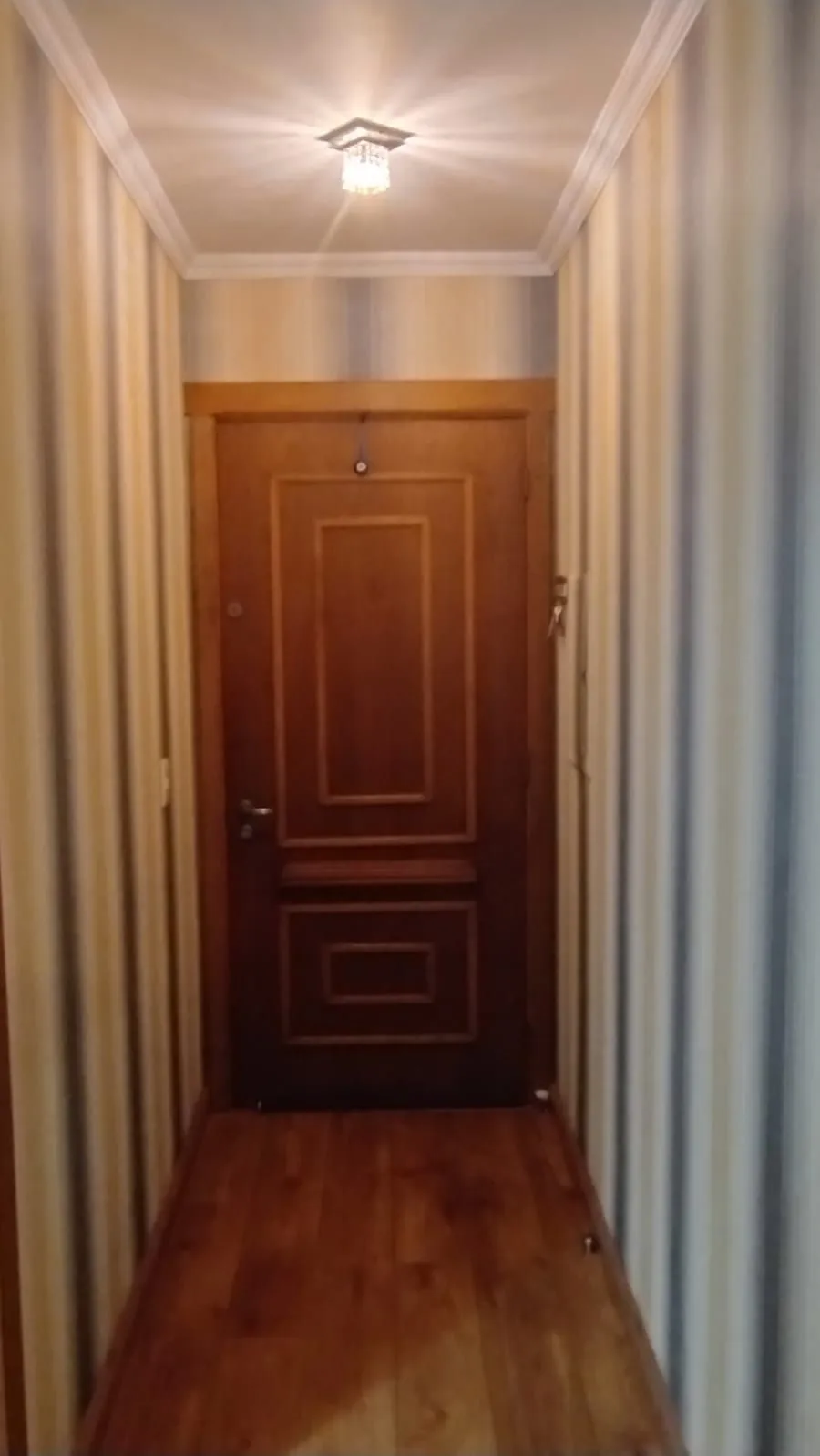 Imagem APARTAMENTO 3 DORMITORIOS , SENDO 1 SUÍTE, 2 VAGAS PARA CARRO COBERTAS, UNCO NO ANDAR, VILA IPIRANGA, PORTO ALEGRE/RS
