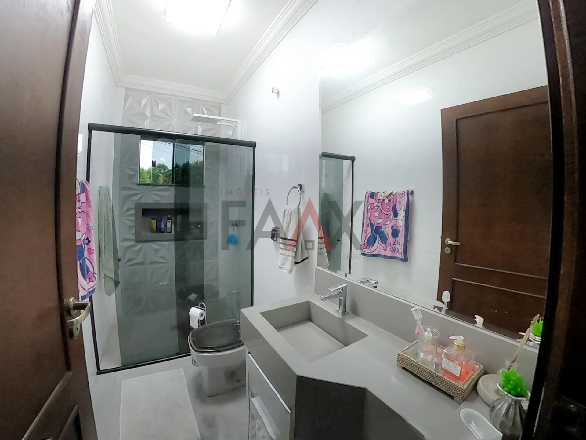 Imagem Sobrado com 3 dormitórios à venda,390.00 m², DOS ESTADOS, GUARAPUAVA - PR