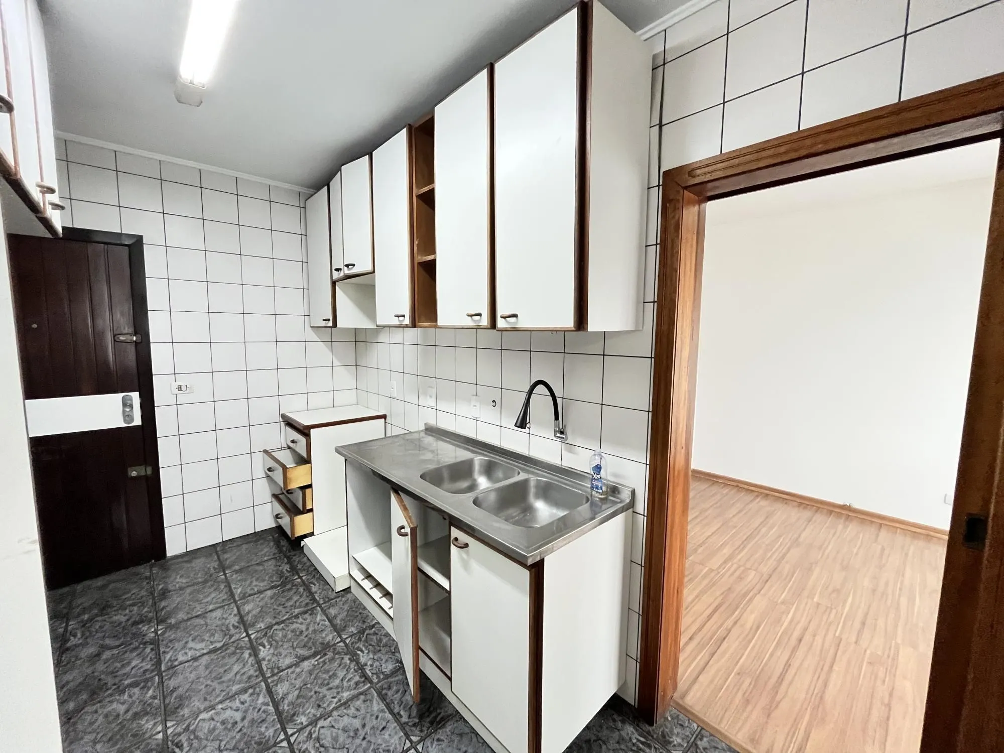 Imagem Apartamento de 3 quartos, churrasqueira e 1 vaga de garagem bairro Petrópolis