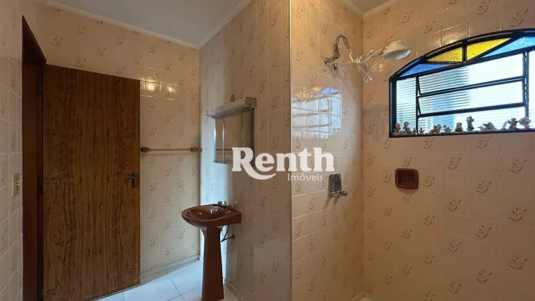 Imagem Casa com 2 suítes para alugar, 210 m² por R$ 3.350/mês - Centro - Rio Claro/SP