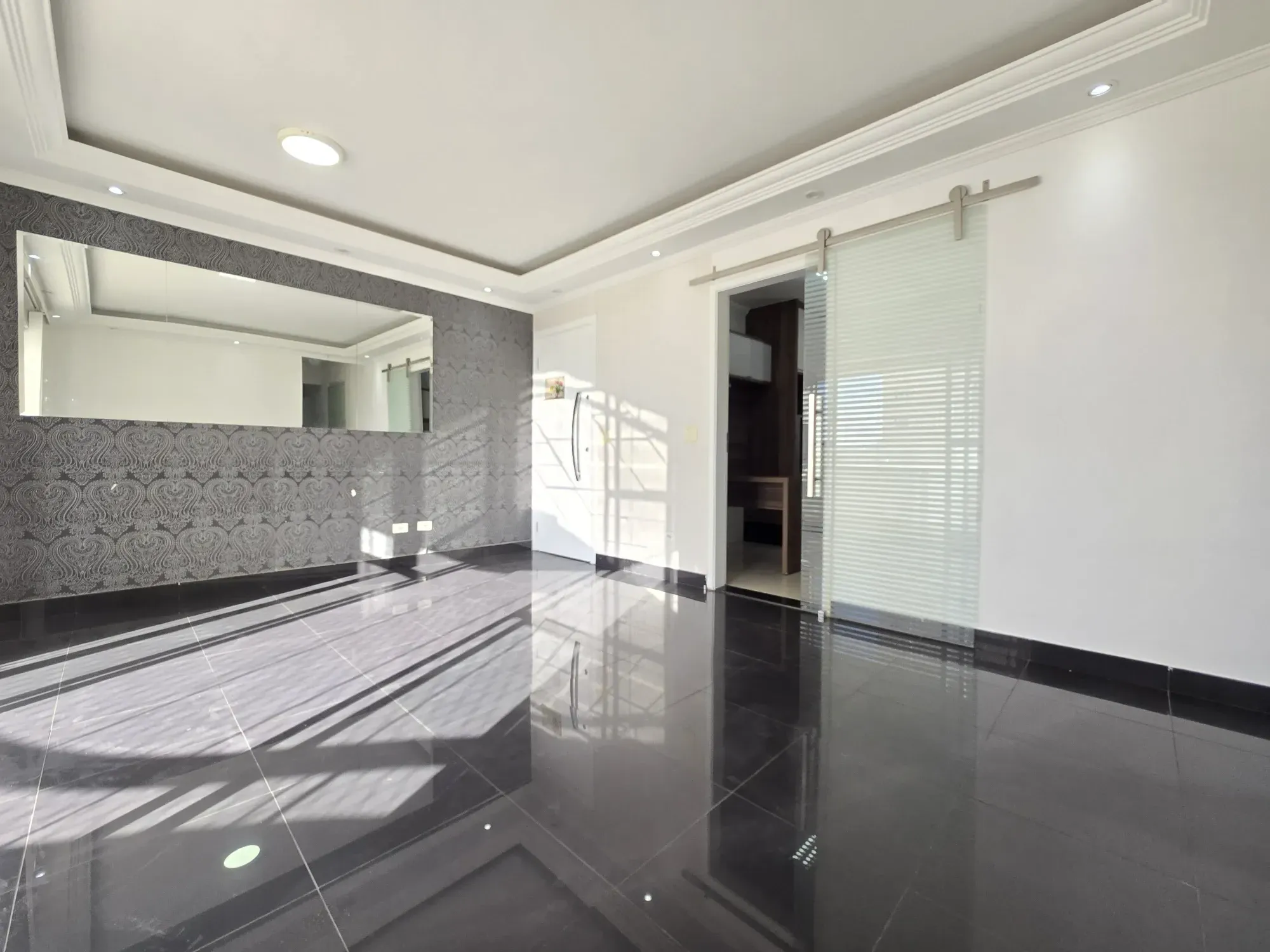 Imagem Apartamento com 3 Quartos à Venda, 94 m² em Jardim Zaira - Guarulhos