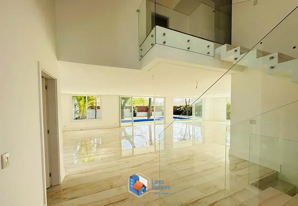 Imagem Casa em condomínio para venda em Parque Colonial com 4 quartos, sendo 4 suítes, 786.97m²