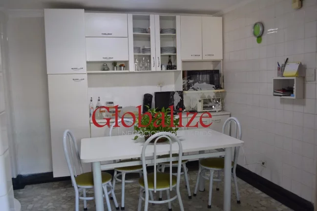Imagem SOBRADO À VENDA COM 3 DORMITÓRIOS, 2 VAGAS DE GARAGEM NO BAIRRO PONTA DA PRAIA EM SANTOS POR R$ 1.300.000,00