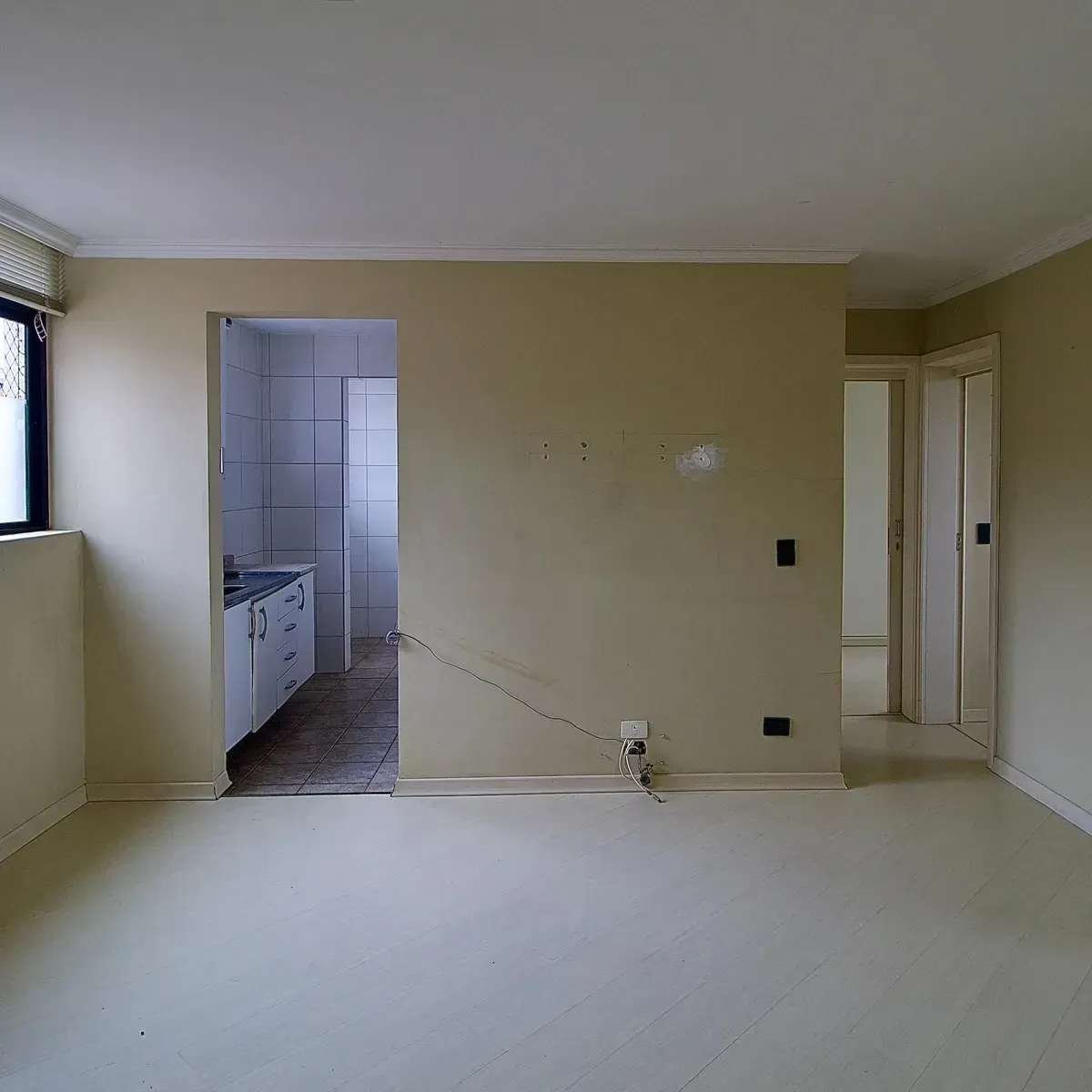 Imagem Apartamento com 2 Quartos à Venda, 61,37 m² em Mercês - Curitiba