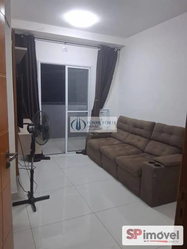 Imagem Apartamento com 2 dormitorios 1 vaga , quintal privativo na Vila Matilde.
