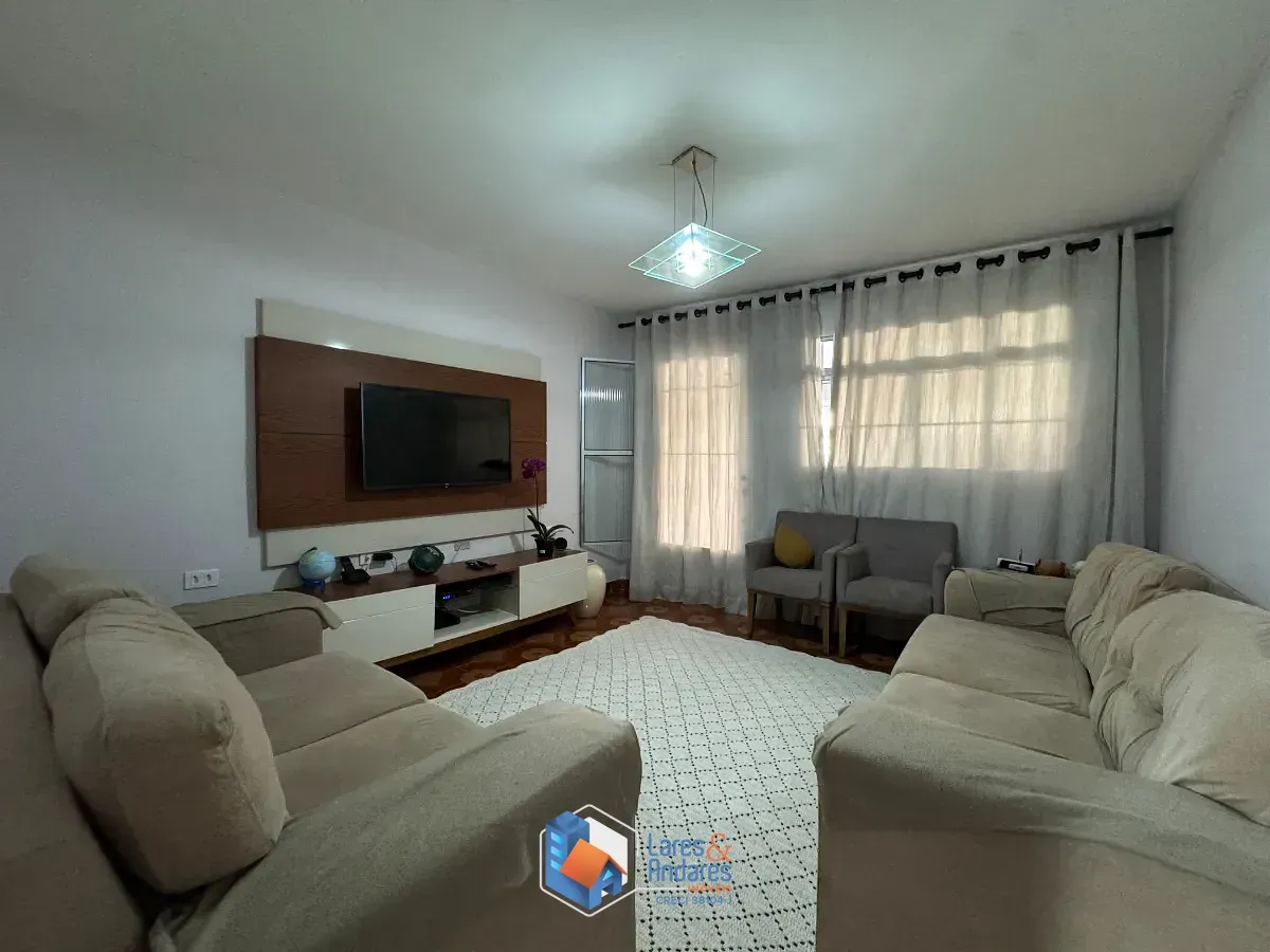 Imagem Sobrado para venda em Chácara Belenzinho com 3 quartos, sendo 1 suíte, 200m²