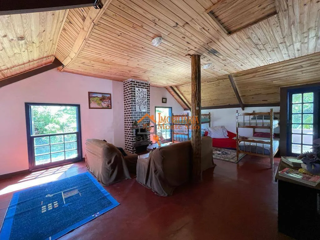 Imagem Sítio com 4 dormitórios à venda, 17297 m² por R$ 1.400.000,00 - Caputera - Arujá/SP