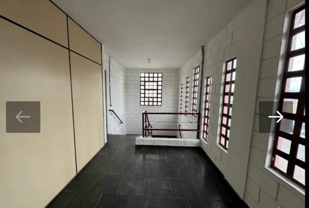 Imagem Salão Comercial para Alugar na Zona Norte - 800m² com Mezanino, Refeitório, Cozinha e 4 Banheiros