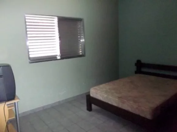 Imagem casa lado praia- tres dormitorios
