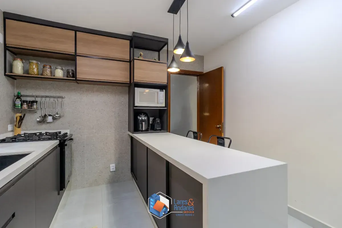 Imagem Sobrado para venda em Vila Nair com 3 quartos, sendo 1 suíte, 99m²