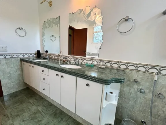 Imagem Excelente oportunidade no Alphaville Campinas: casa com ótimo custo-benefício, planta ampla e func...