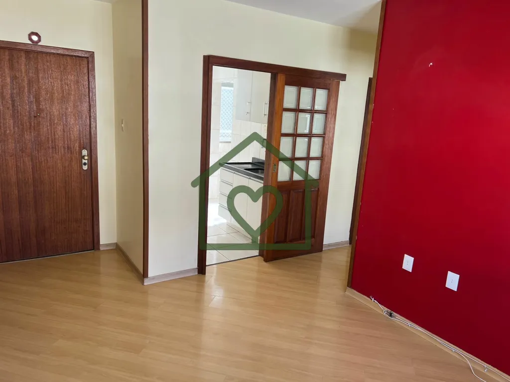 Imagem Procurando um lugar para chamar de lar? Esse apartamento semimobiliado conta com uma cozinha sob med...