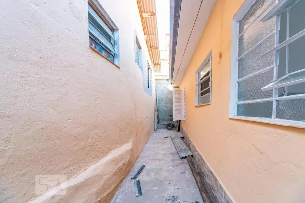 Imagem Casa para locação na Vila Bela Vista: 1 quarto, 1 banheiro, 1 vaga de garagem - Santo André-SP