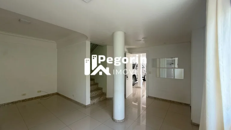 Imagem Sobrado Triplex 04 quartos sendo 02 suítes 200M²