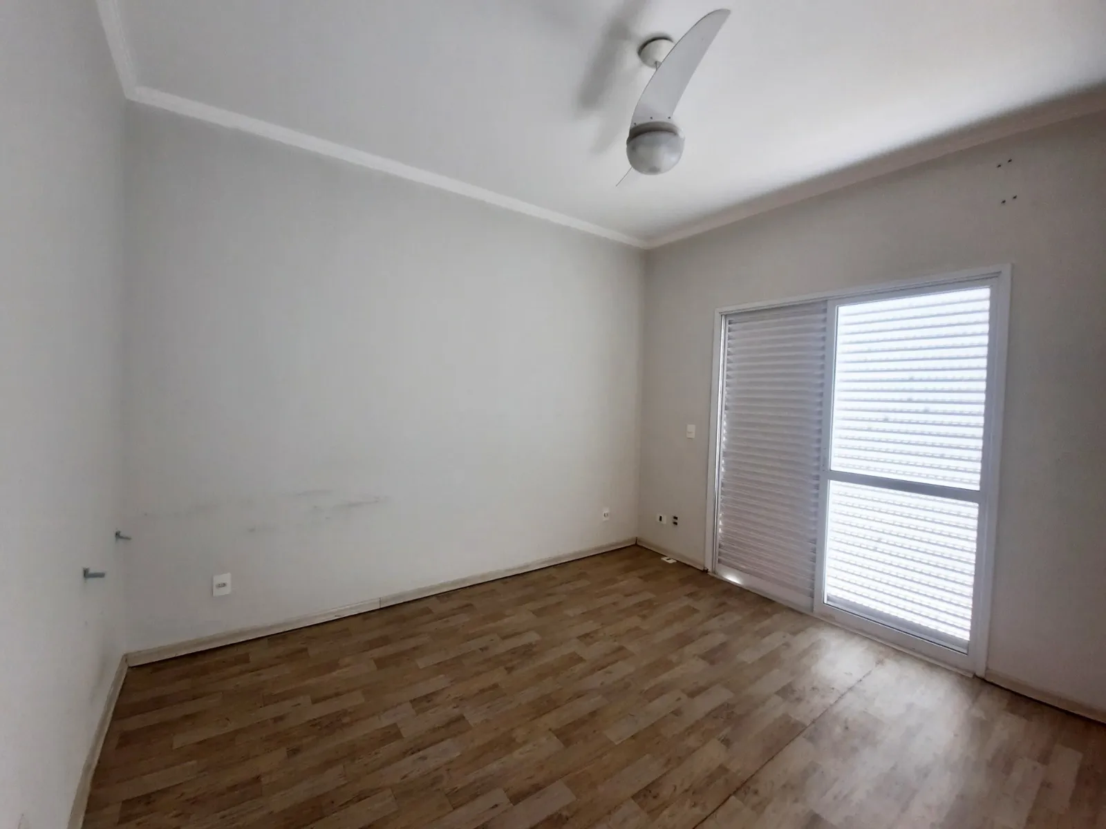 Imagem Casa de luxo em condomínio no Jardim Novo Mundo, Sorocaba-SP: 4 quartos, 2 suítes, 3 salas, 6 banheiros, 8 vagas, 331m². Venda ou locação!