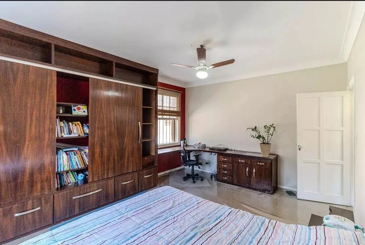 Imagem Casa para Venda em São Paulo, Pacaembu, 3 dormitórios, 1 banheiro, 2 vagas
