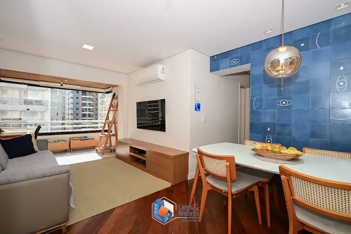 Imagem Apartamento para venda em Moema com 2 quartos, sendo 1 suíte, 72m²