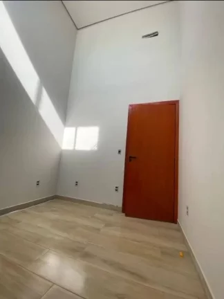 Imagem CASA TERREA - ESQUINA - HORTO VILLAGIO