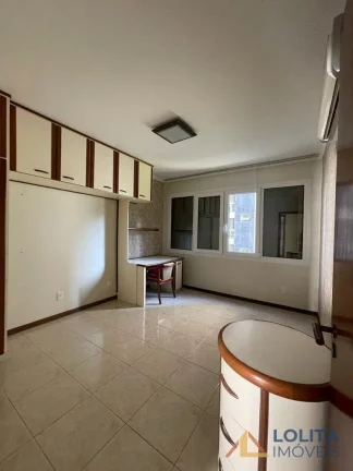 Imagem Apartamento à Venda na Beira Mar - 4 quartos e 2 vagas de garagem