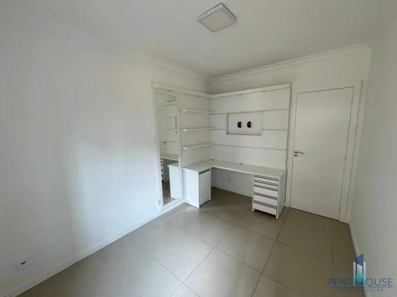 Imagem Apartamento Zona Central para Venda em Balneário Camboriú, CENTRO, 4 dormitórios, 2 suítes, 3 banheiros, 1 vaga