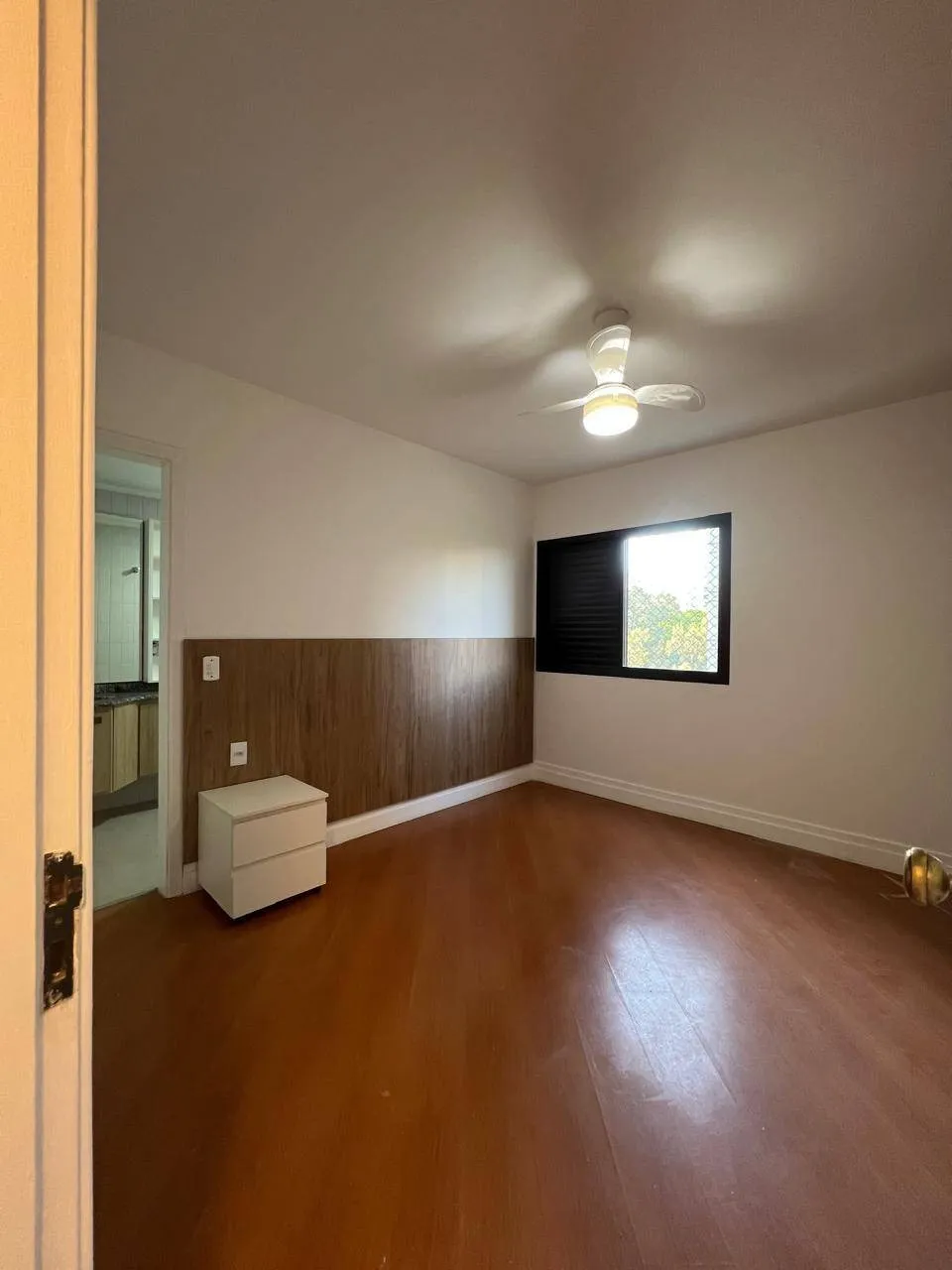 Imagem Oportunidade: Apartamento no Centro de Alphaville, Barueri - SP