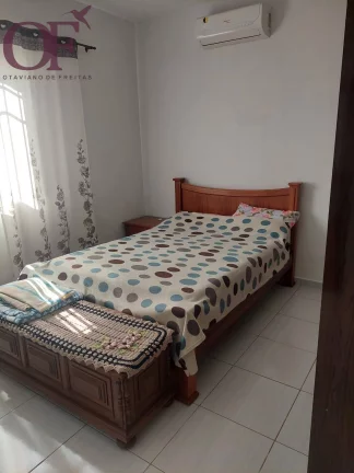 Imagem Casa à venda com casa nos fundos - Vinhedo - SP