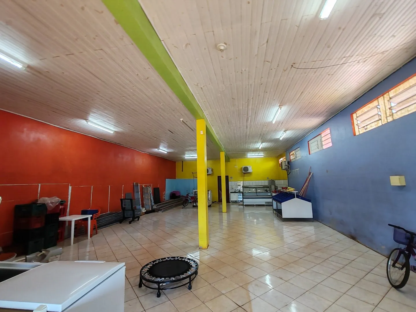 Imagem Barracão a venda com 153m² em Cascavel bairro Brazmadeira