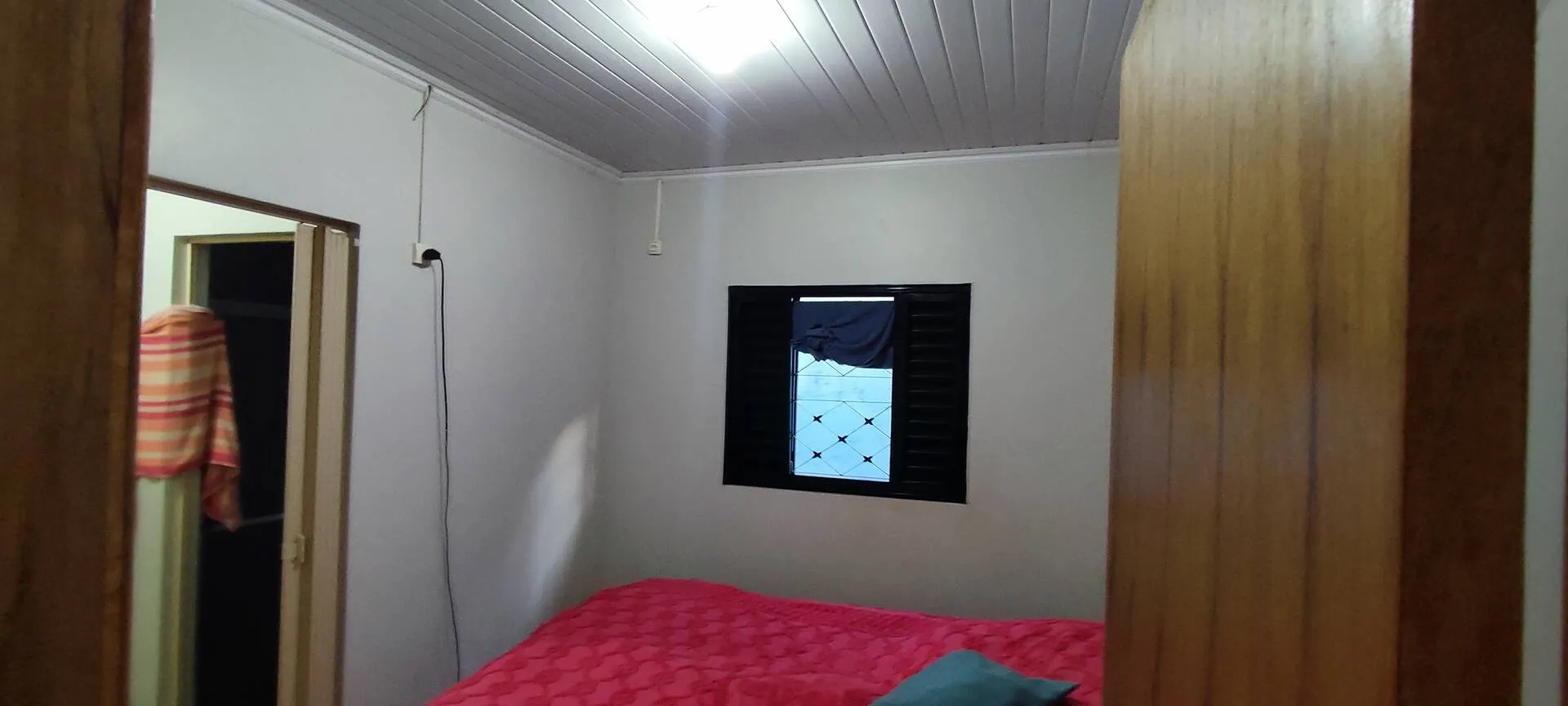 Imagem Casa à venda em Santos Dumont, Cascavel - 130m² - Churrasqueira e Closet