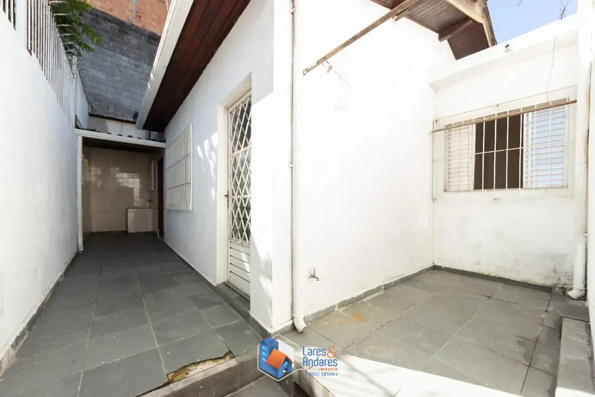 Imagem Casa para venda em Parque Santo Antônio com 5 quartos, 210m²