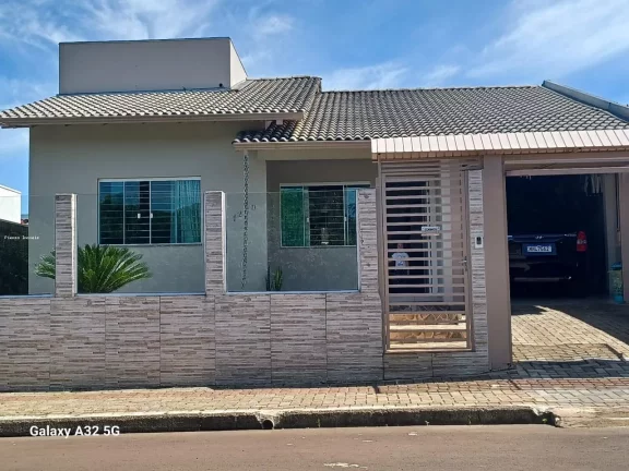 Imagem Casa para Venda em Chapecó, Vila Real, 4 dormitórios, 1 suíte, 3 banheiros, 2 vagas