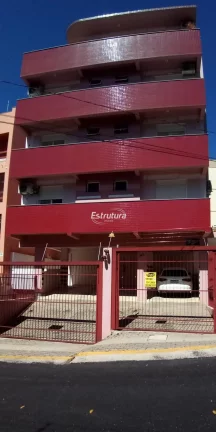 Apartamento térreo com 1 dormitório e terraço próximo ao Clube Dores!