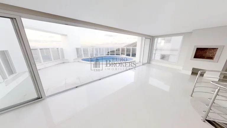 Imagem Cobertura duplex com 6 suítes e vista mar em Balneário Camboriú.