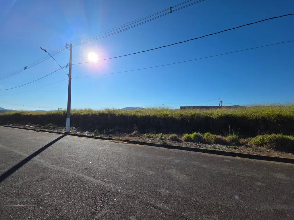 Foto do imóvel Terreno a Venda no Bairro Montreal em Poços de Caldas