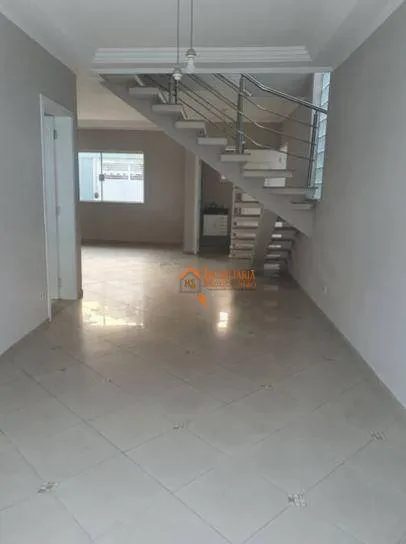 Imagem Sobrado com 3 dormitórios à venda, 135 m² por R$ 980.000,00 - Vila das Palmeiras - Guarulhos/SP