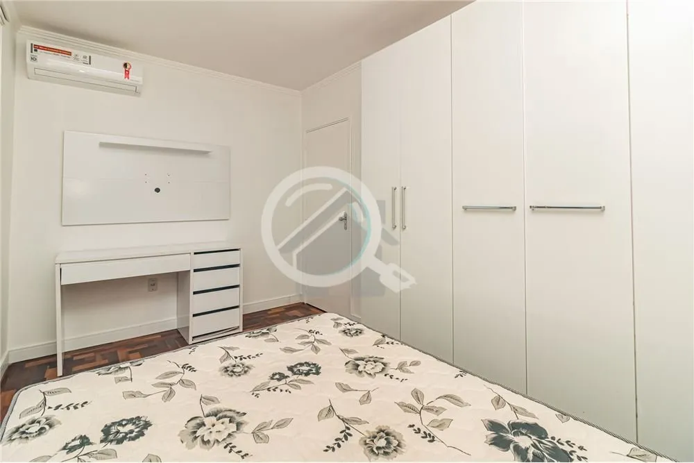 Imagem Ótimo apartamento de 2 dormitórios, 48m² privativos, banheiro social, living, cozinha e área de ...