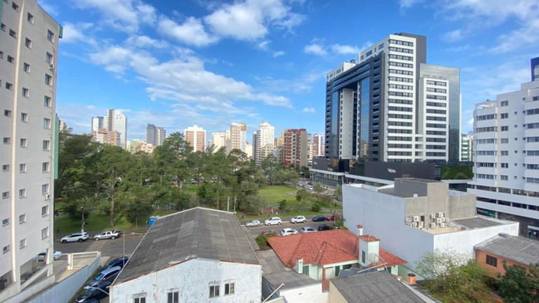 Apartamento com 3 Quartos à Venda, 110 m² em Centro - Torres