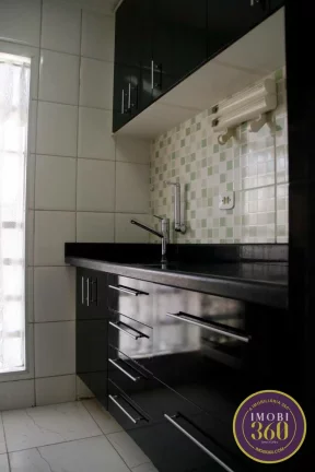 Imagem Apartamento com 3 Quartos e 1 banheiro à Venda, 45 m² por R$ 290.000