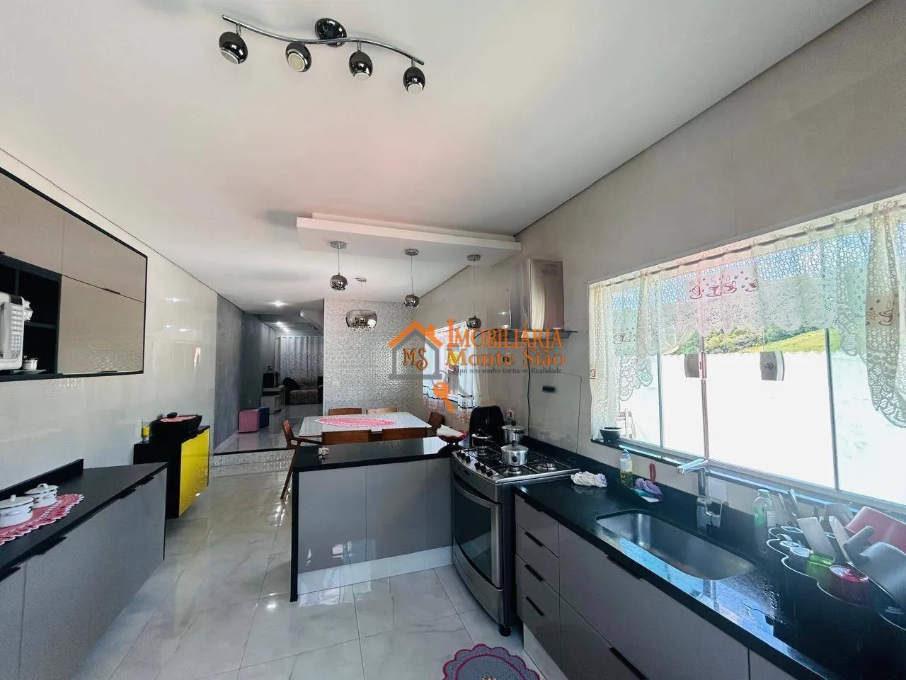 Foto do imóvel Sobrado com 2 dormitórios à venda, 125 m² por R$ 299.000,00 - Jardim Acácio - Guarulhos/SP