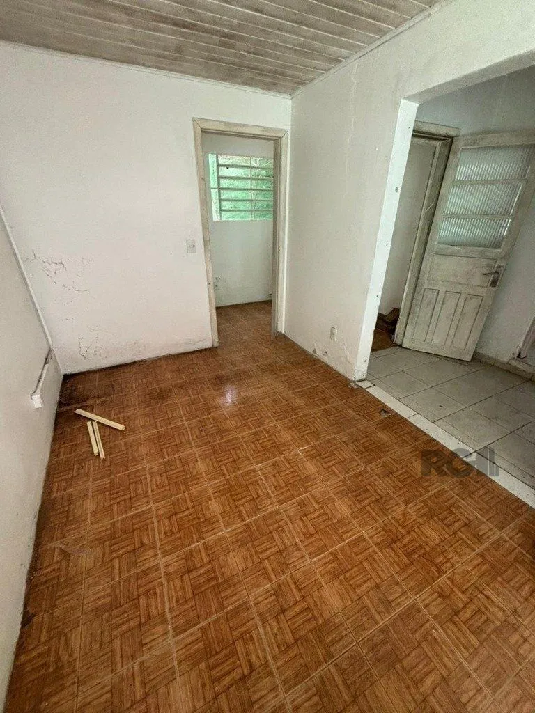 Imagem Casa com 3 quartos, 4 vagas e 120m² no bairro Vila Assução