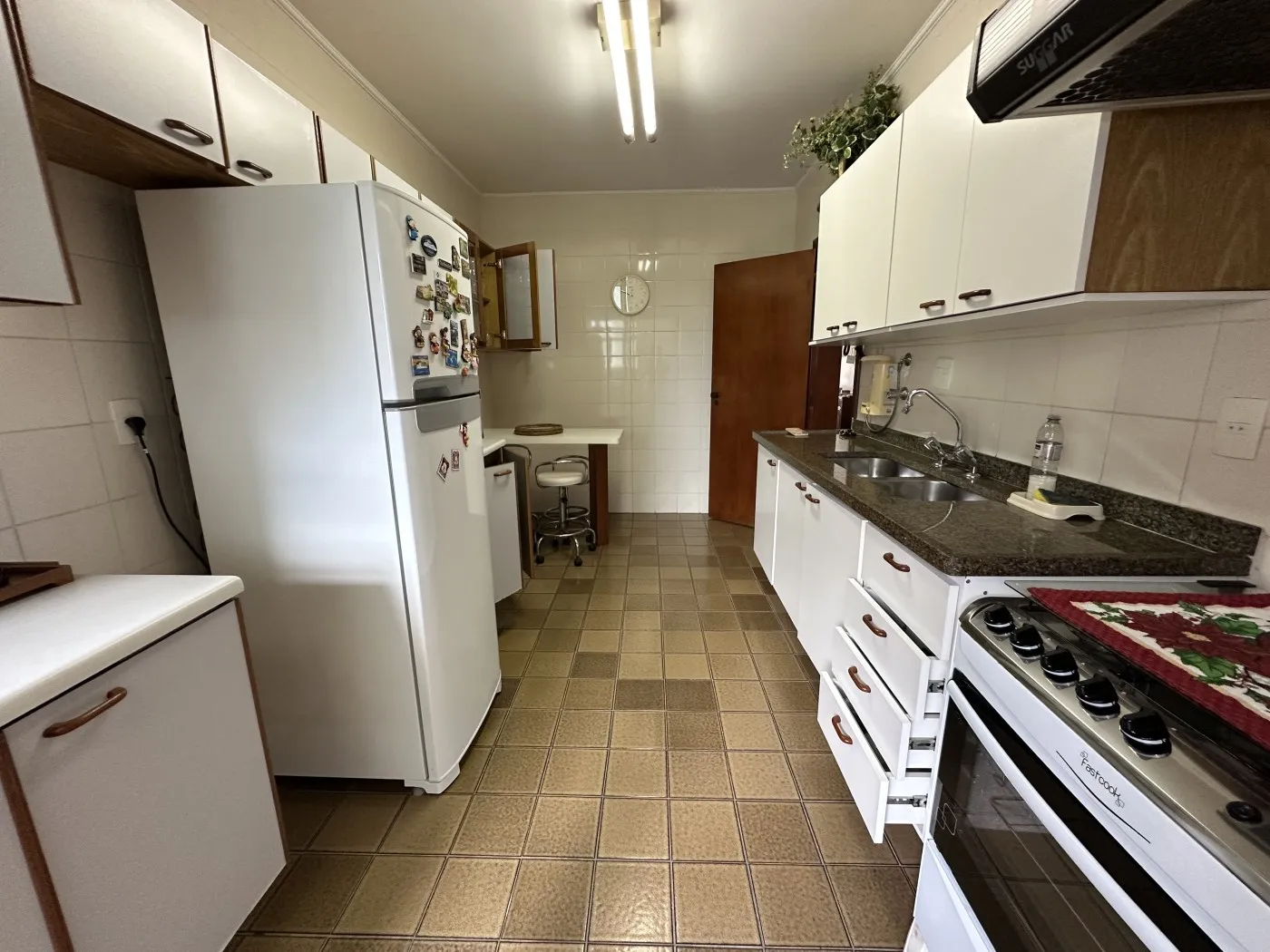 Imagem Apartamento para Venda em Bertioga, Riviera, 4 dormitórios, 2 suítes, 3 banheiros, 1 vaga