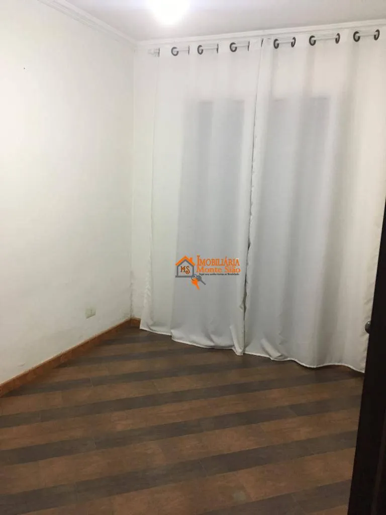 Imagem Sobrado com 5 dormitórios à venda, 126 m² por R$ 750.000,00 - Parque Flamengo - Guarulhos/SP