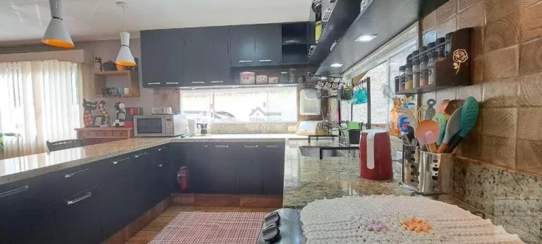 Imagem Casa para Venda em Teresópolis, Araras, 5 dormitórios, 4 suítes, 2 banheiros, 5 vagas