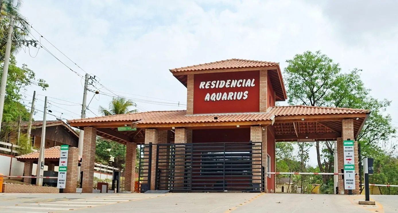 Foto do imóvel Terreno no Condomínio Residencial Aquarius de 800m² com uma Edicula no Fundos em Campo do Meio, ARAÇOIABA DA SERRA - SP