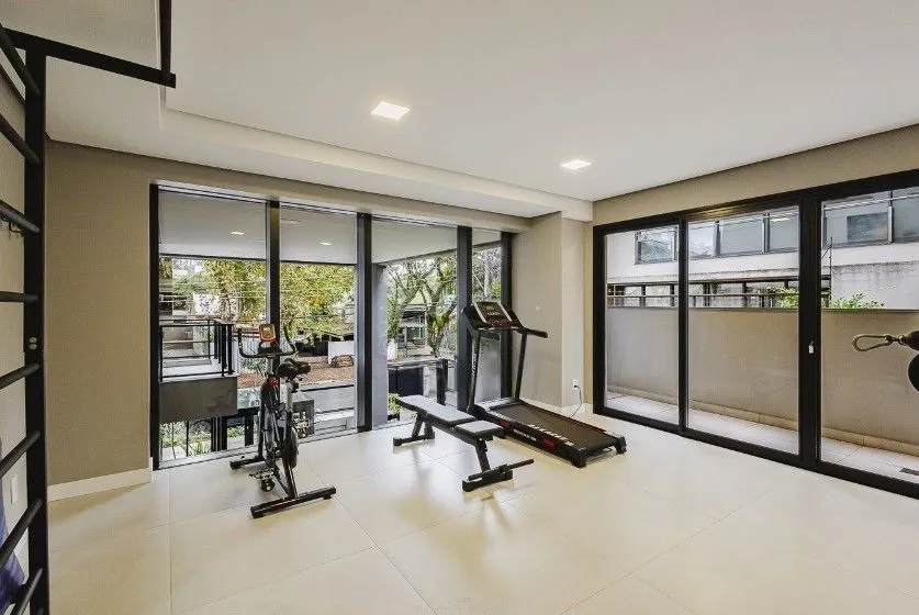 Imagem Excelente Apartamento semimobiliado de 71 m² privativos no Bairro Petrópolis.