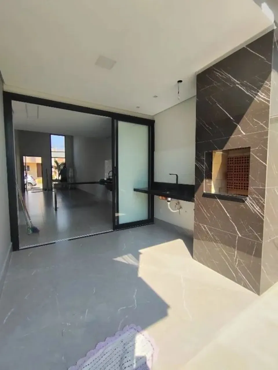 Imagem Casa em Condomínio à Venda em Sorocaba-SP, Horto Florestal: 3 Quartos, 1 Suíte, 1 Banheiro, 2 Vagas, 115,08m²