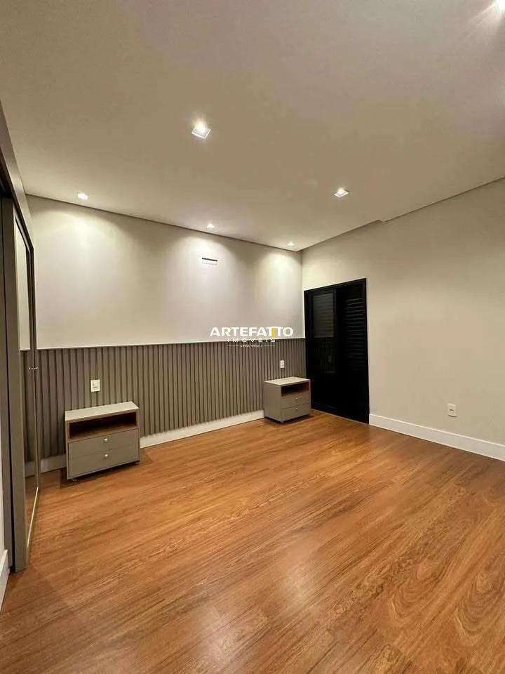 Imagem Casa à venda em Franca, Villa Piemonte II, com 4 quartos, 272m2